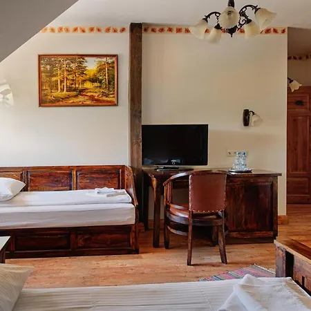 Gosciniec Oycowizna Lesznowola (Masovia)