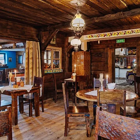 Gosciniec Oycowizna Lesznowola (Masovia)