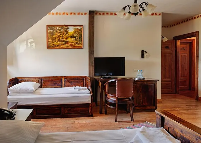 Gosciniec Oycowizna Lesznowola (Masovia)